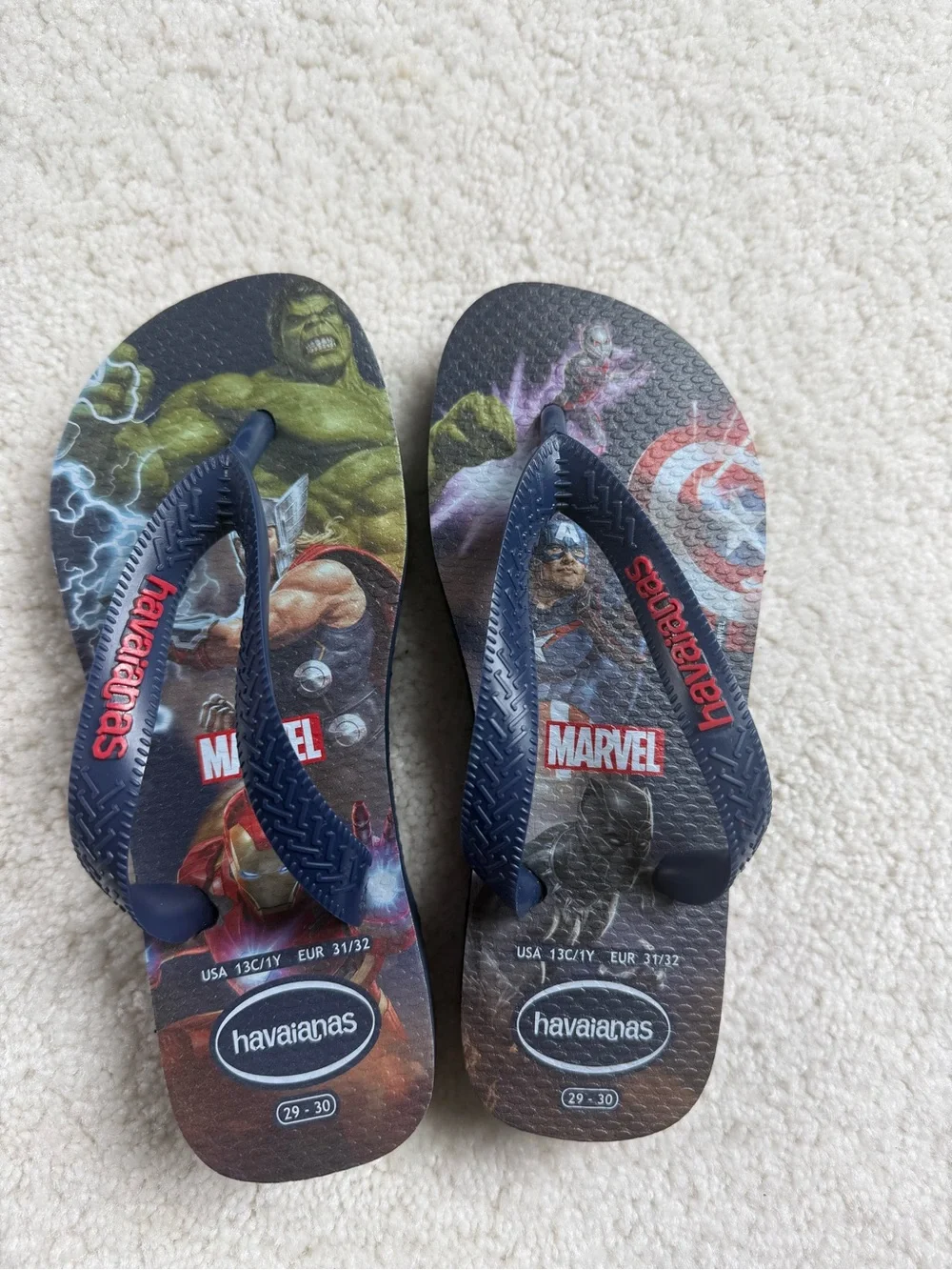 Havaianas Marvel kids Flip Flop Sandals size 13c/1Y